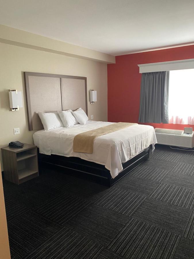 Hotel Desoto Олив-Бранч Экстерьер фото