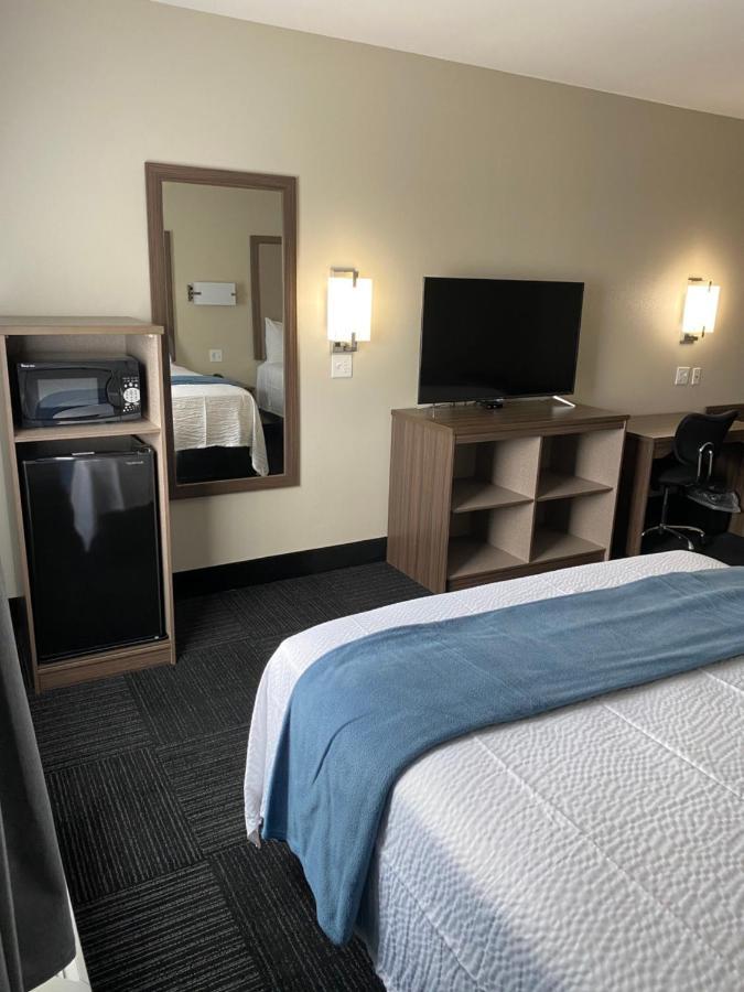 Hotel Desoto Олив-Бранч Экстерьер фото